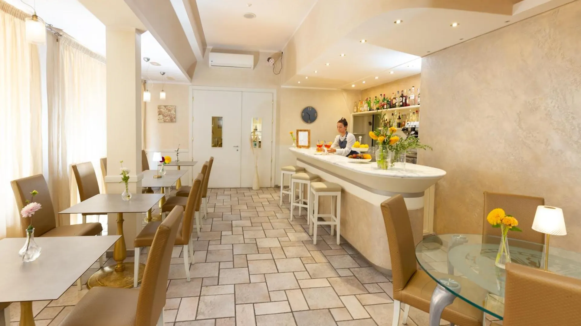 Hotel Nuova Sabrina Marina di Pietrasanta 3*,  Itálie