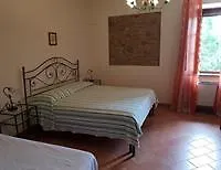 Isola Hotel