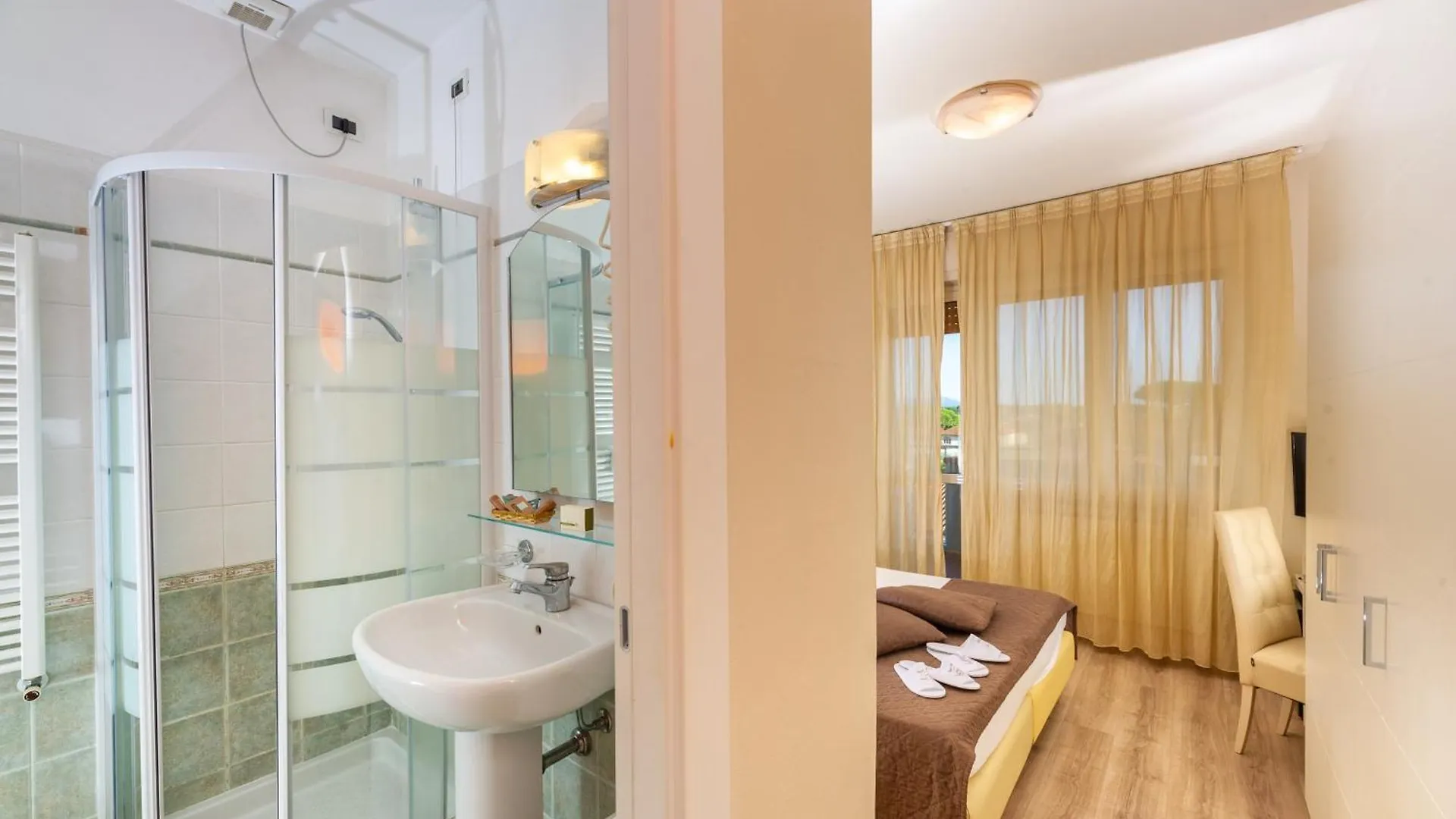 Hotel Nuova Sabrina Marina di Pietrasanta