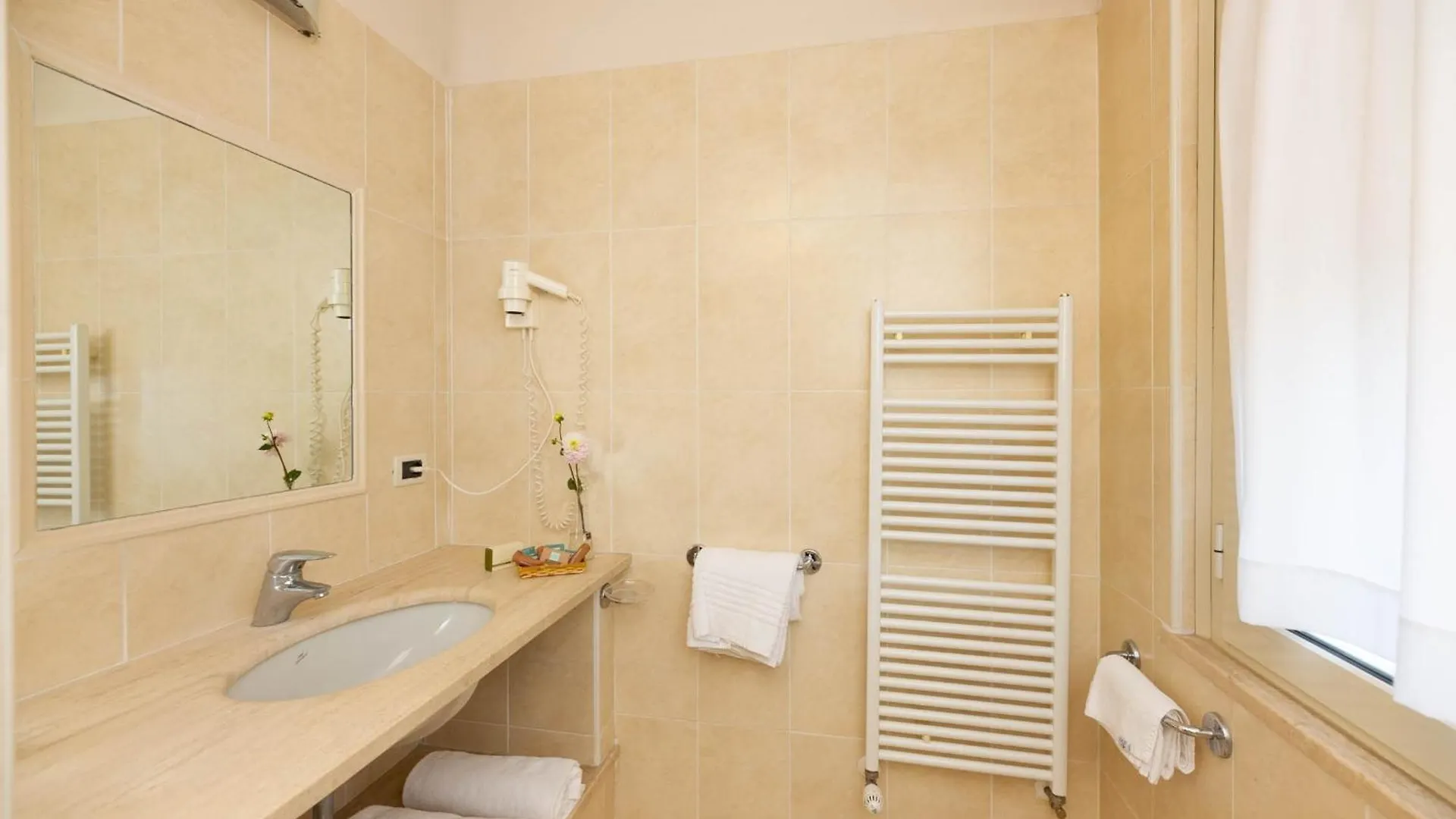 Hotel Nuova Sabrina Marina di Pietrasanta