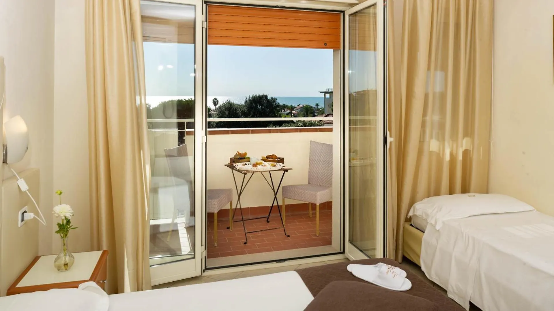 Hotel Nuova Sabrina Marina di Pietrasanta